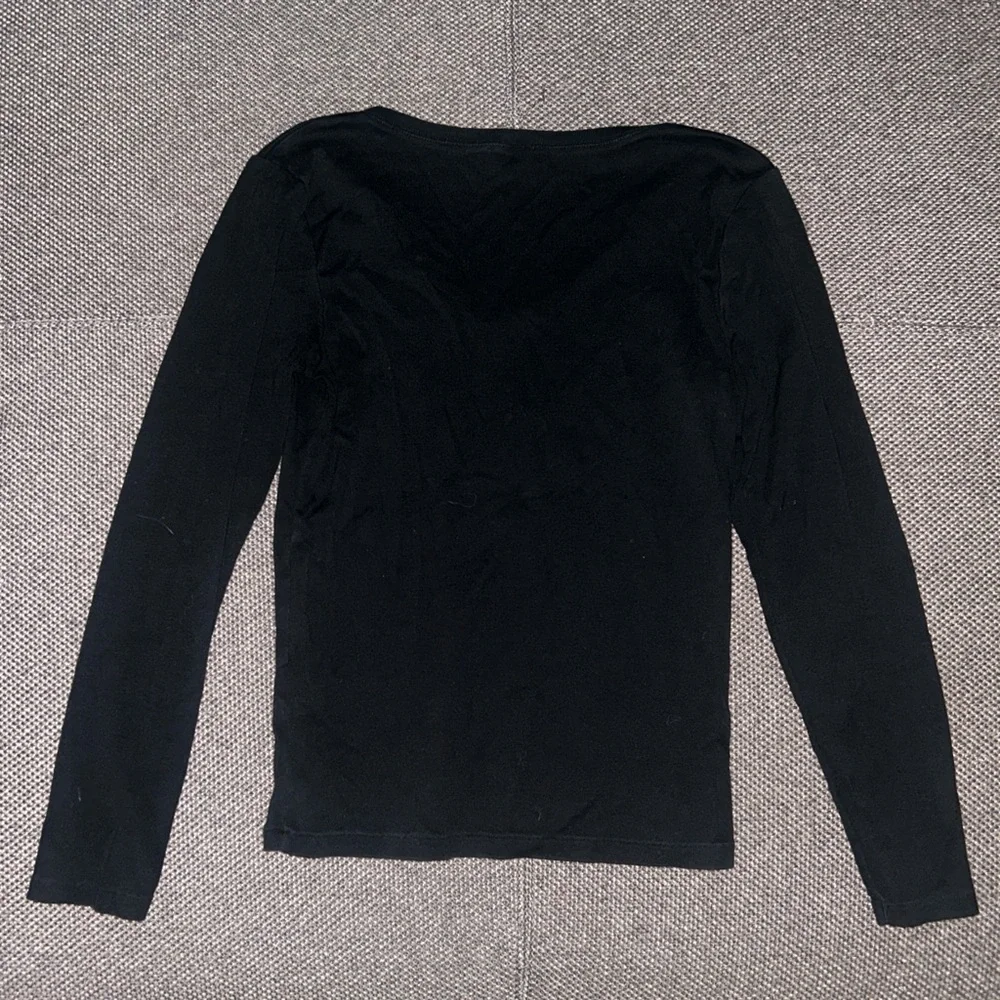 Polo by Ralph Lauren Black Top with Purple Logo - Picture 4 of 4